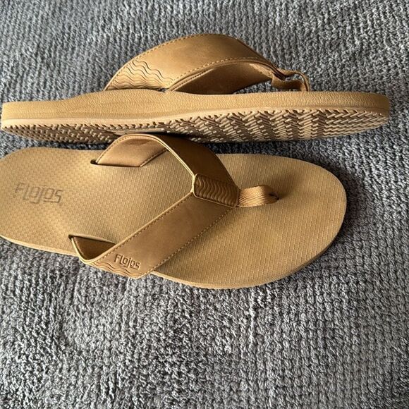 Flojos Men's‎ Tan Thong Flip-Flop Sandals Size 13 Wide Strap Casual Comfort - Picture 5 of 9